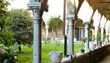 08-chiostro-chiesa-di-sant-elena