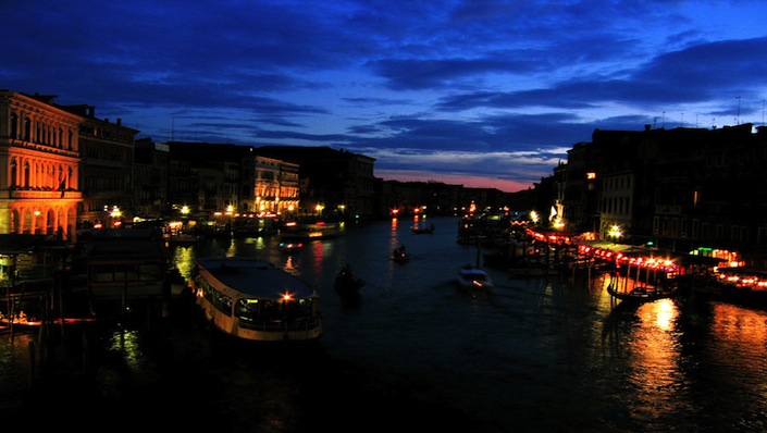 venice-by-night