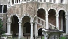 04-scala-contarini-del-bovolo